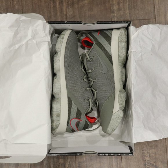 DS LeBron 14 Low Stucco Colour 10.5 - Picture 3 of 10